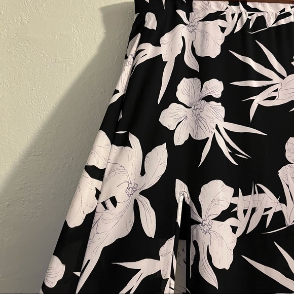 SMYM Hawaiian floral print maxi slit skirt SMALL - Picture 4 of 10